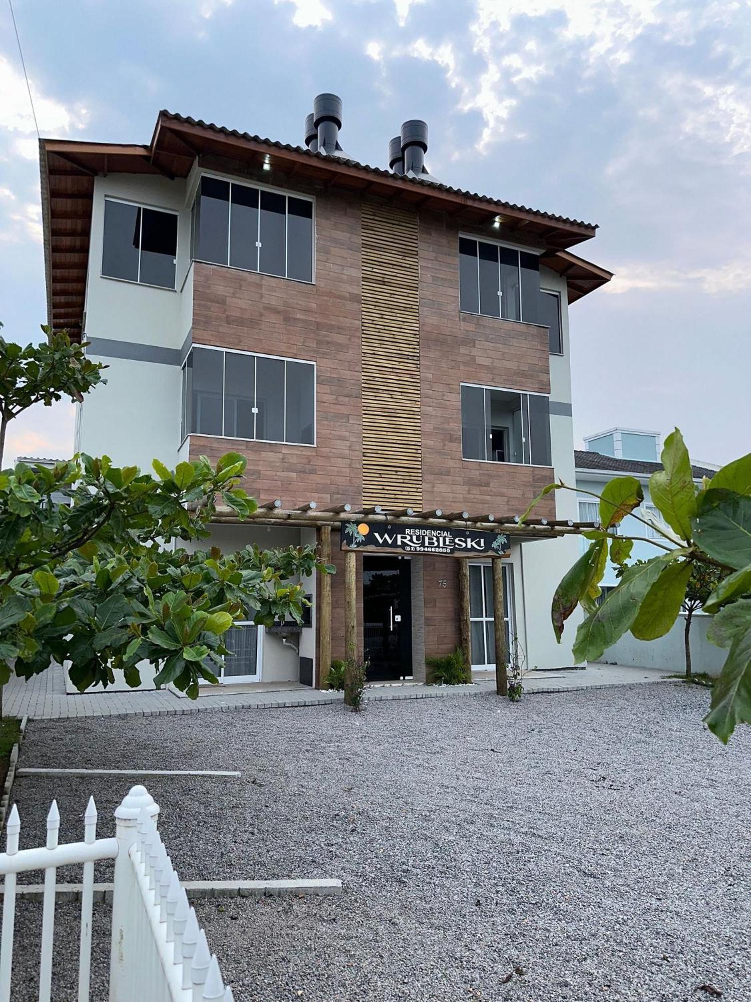 Residencial Wrubleski Sc Pinheira Dış mekan fotoğraf